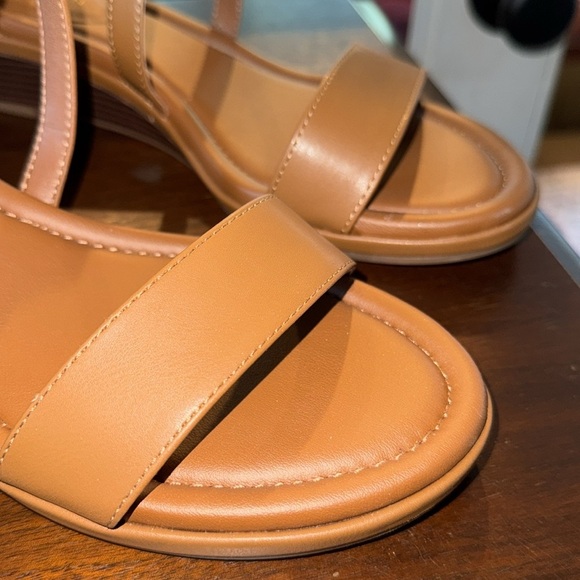 Kelly & Katie sandals wedge 10 crisscross Brown Strappy ankle strap - Picture 2 of 7